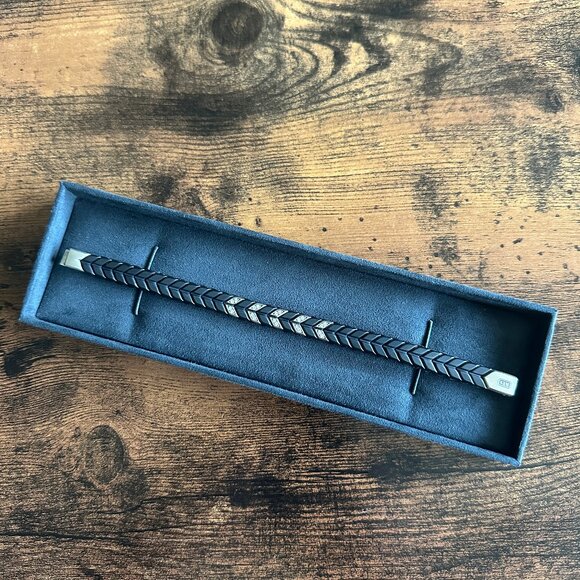 David Yurman Chevron Woven Bracelet w/ Black Titanium & White Diamonds - RARE - Picture 4 of 15